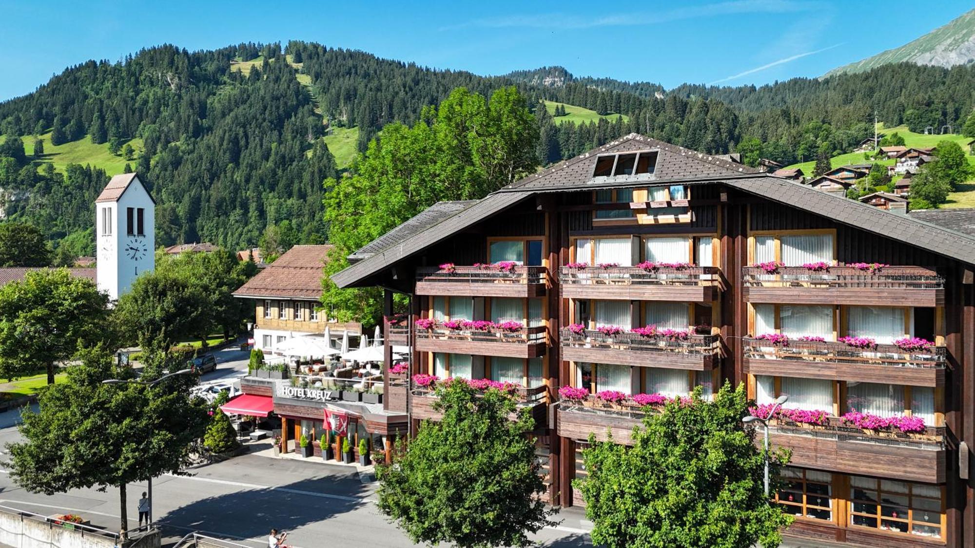 Hotel Kreuz Lenk im Simmental Extérieur photo