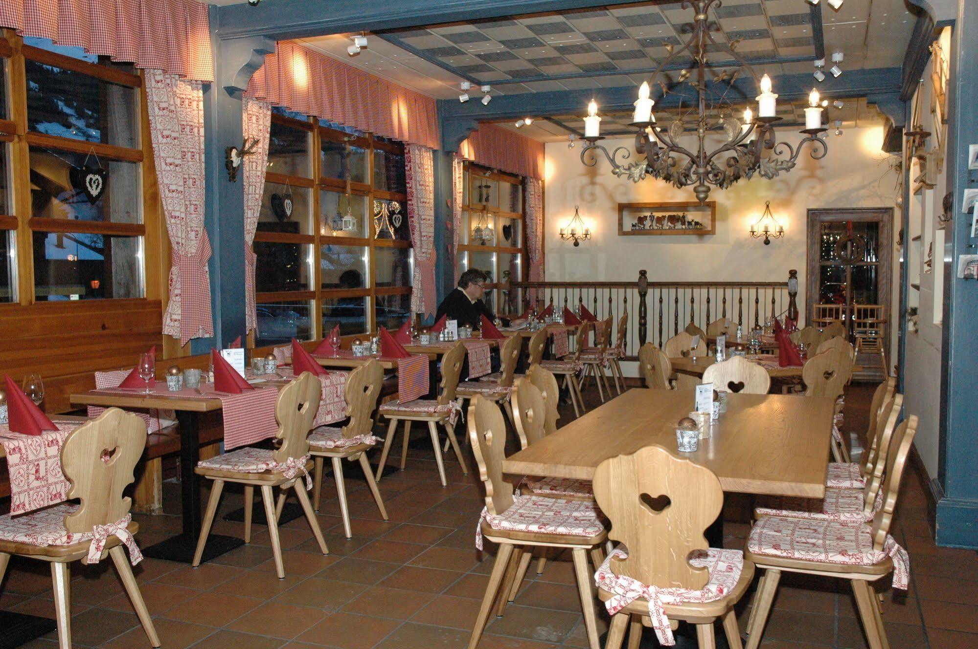 Hotel Kreuz Lenk im Simmental Extérieur photo